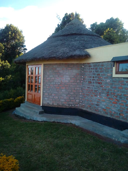 Round house