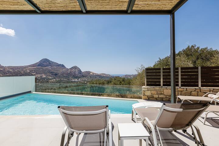 Porti Iraklis 1 – A Stylish Eco Villa near beaches