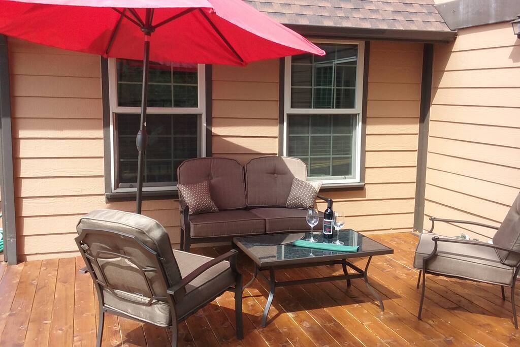 Poolside Suite
