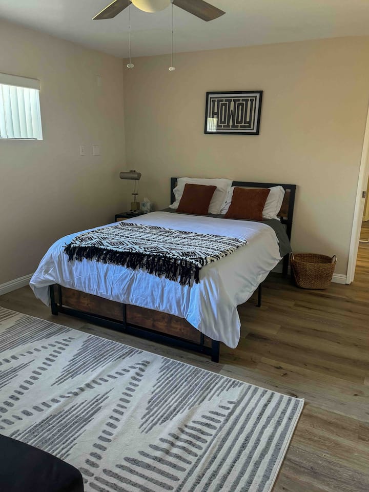 საძინებელი 4