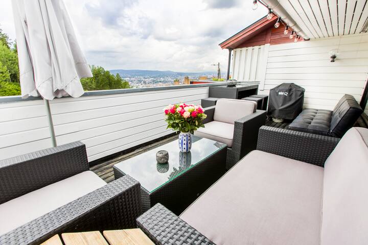 Ekeberg, Oslo. Short walk to Tons of Rock gallery image 3