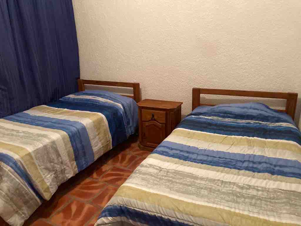 غرفة النوم 2