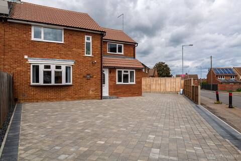 Contractors' Favourite Digs