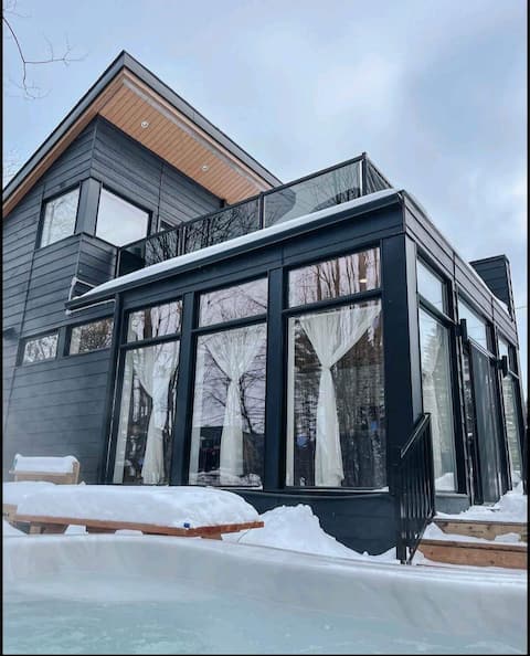 Cottage in nature with spa, pool, sauna, billiards