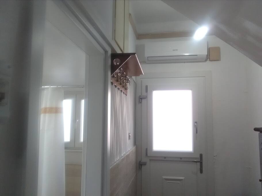 strong air contition