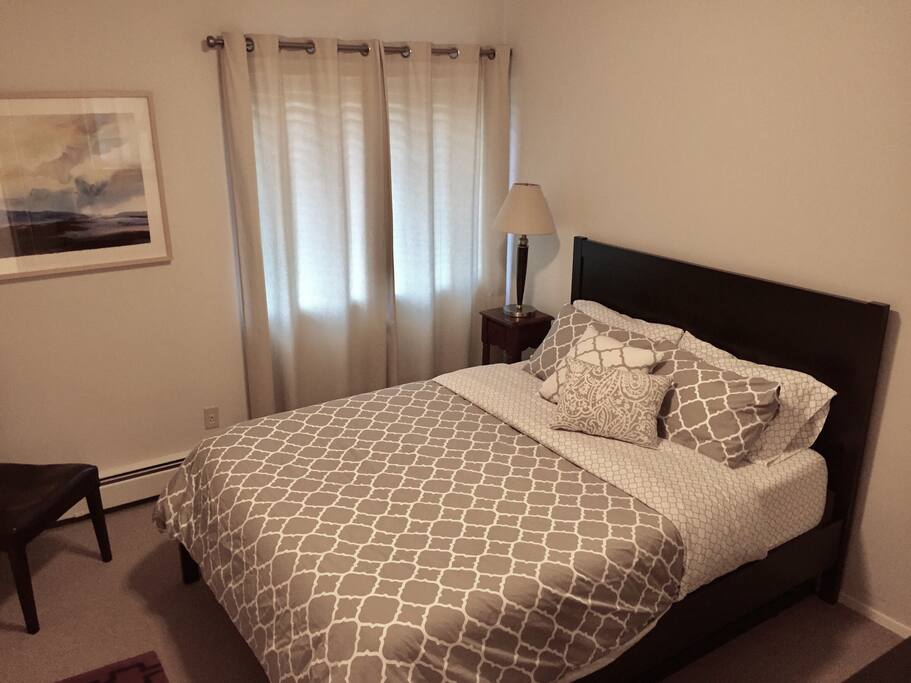 Comfortable mattress and quality linens