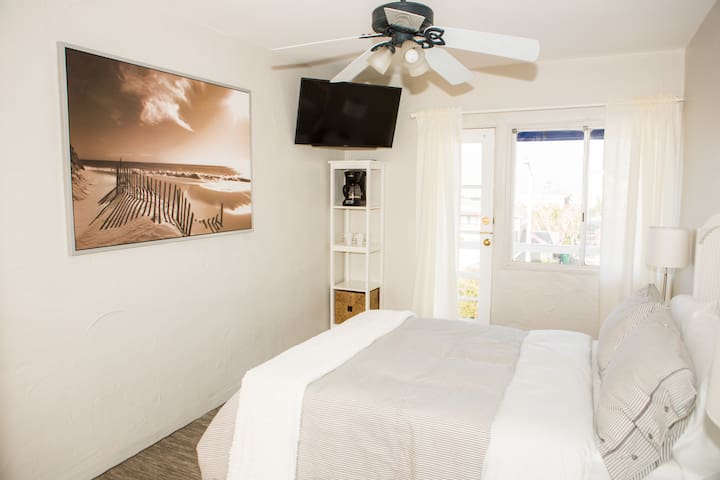 Laguna Beach Studio Oceanviews 49