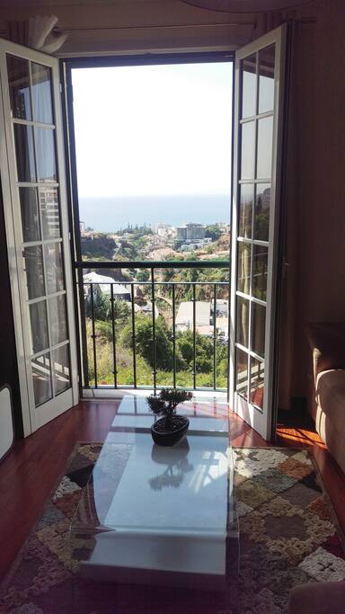 Vista sala de estar/jantar
