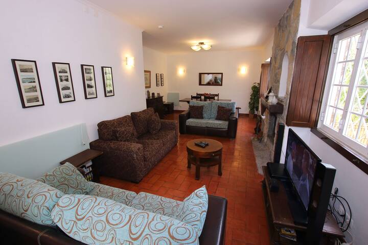 Large villa with private pool, close to beach gallery image 5