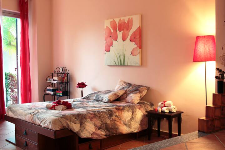 “Il Glicine” Tourist Lodging - Spring in Arona