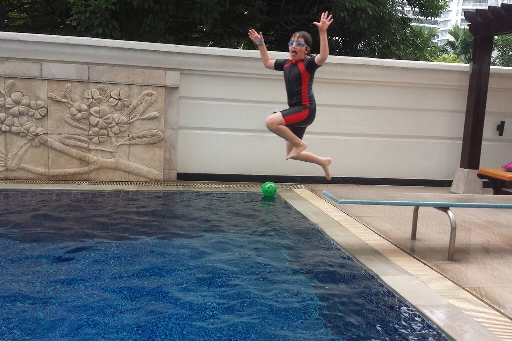 Swimming pool which guests can use for free
