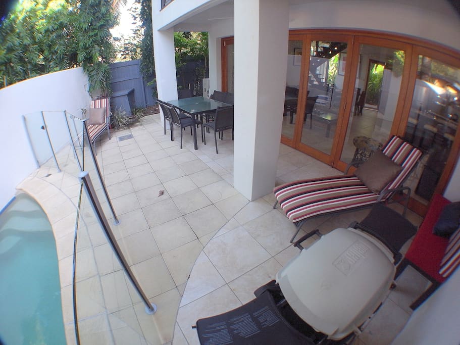 Outdoor dining and pool