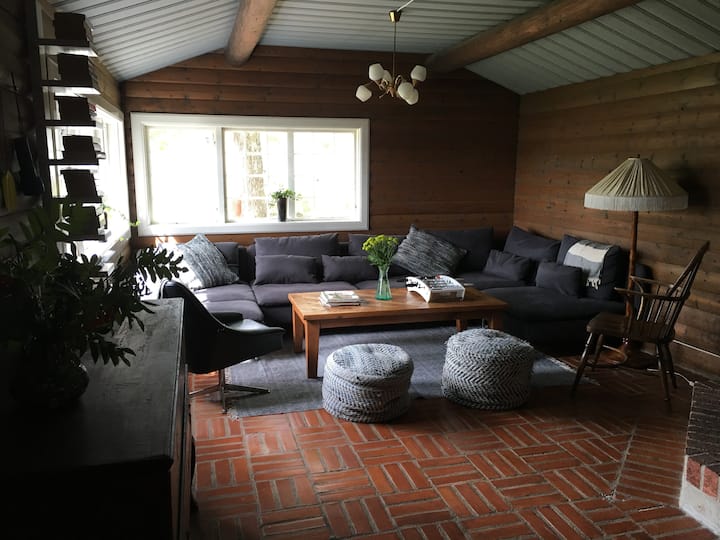 Log Cabin On Private Lakeside Property, Stockholm - Nykvarn