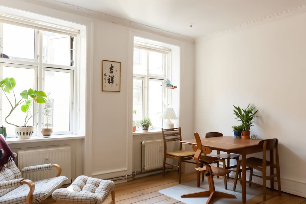 take a load off in the arm chair, eat your food at the dining table