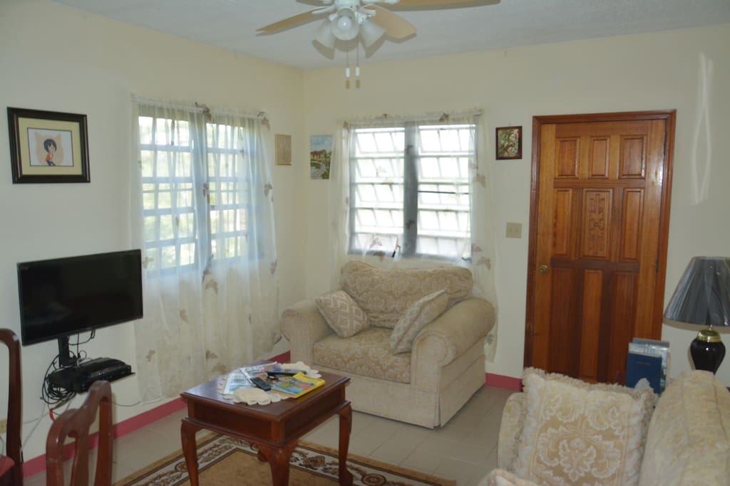 LIVING AREA WITH DISH NETWORK TV AND WiFi
