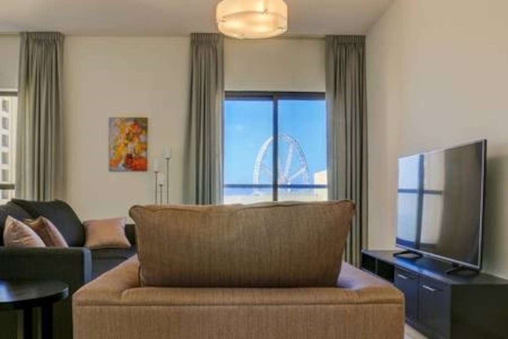 Lounging with Dubai Eye View
