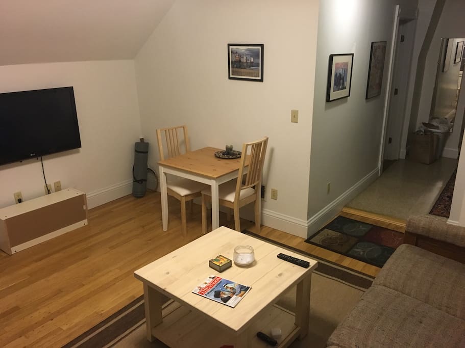 Living Room (Photo #2)
