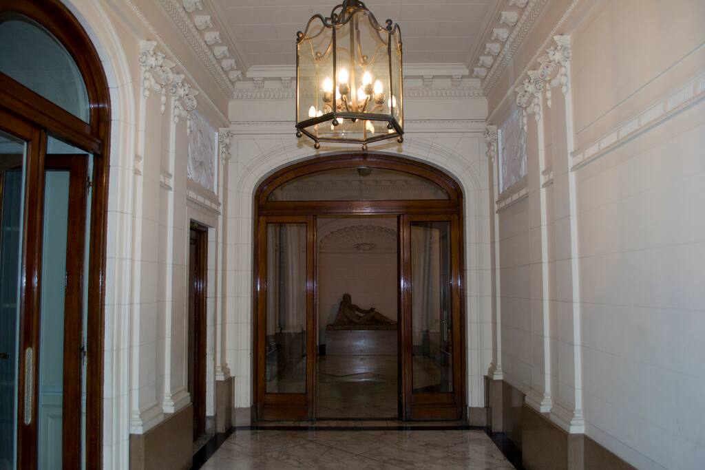 Palier de entrada. Main entrance hall