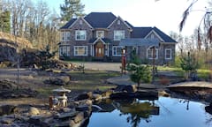 Exquisite+estate+on+10+acres+in+North+Albany.