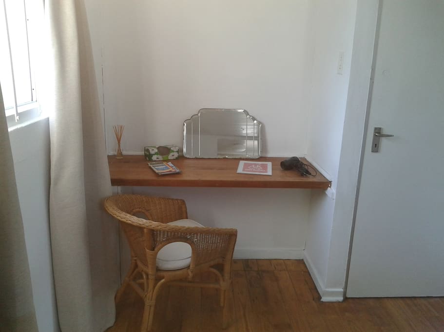 Desk/makeup area