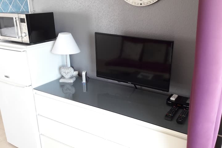 פינת טלוויזיה