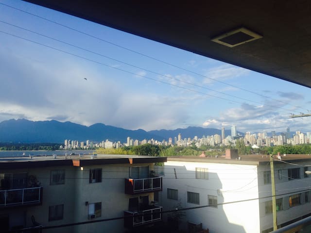 Light Apartment City&Mountain View&Close to Beach