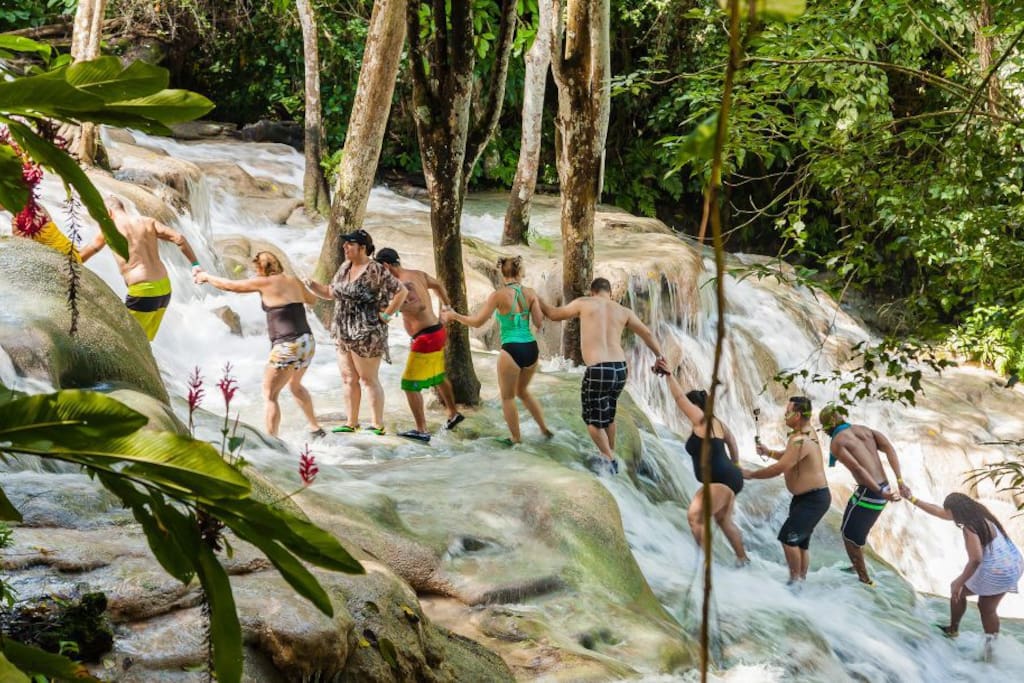 Dunns River Falls, 15 minutes' drive from LouJan Villa @ The Palms