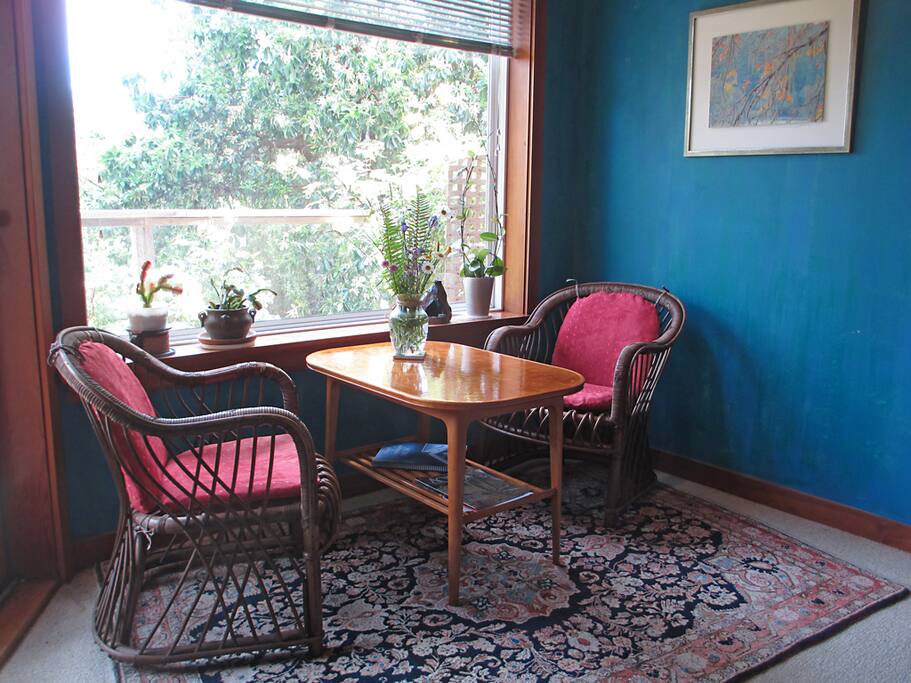 breakfast nook