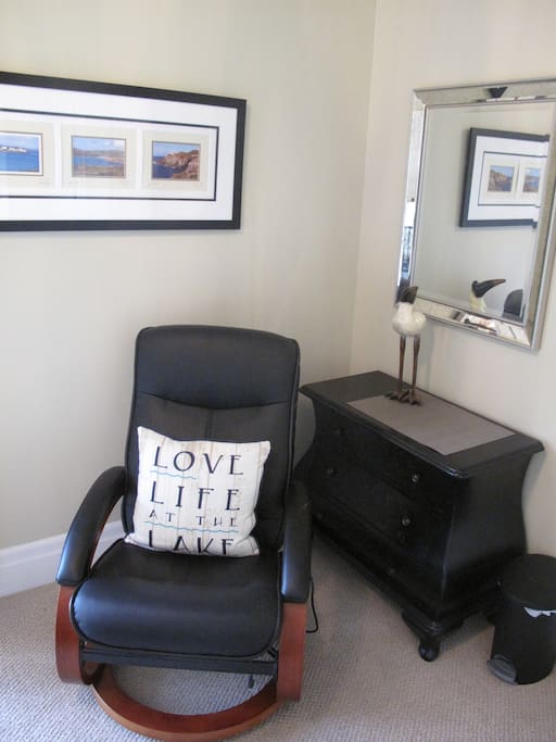 bedroom seating