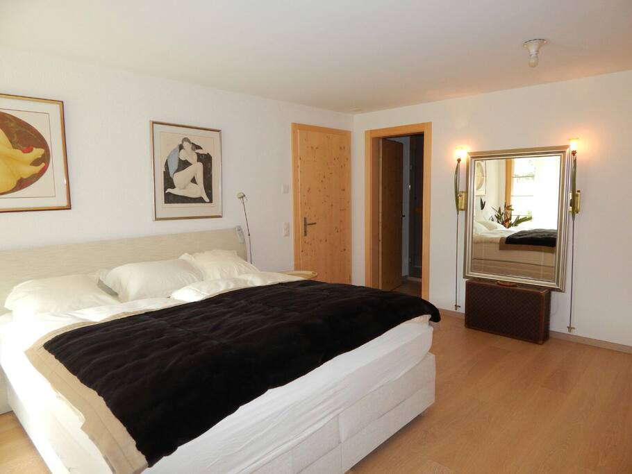 Schlafzimmer 2