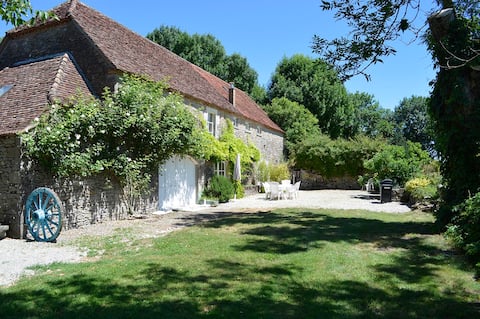 Gite Autoire to close Rocamadour