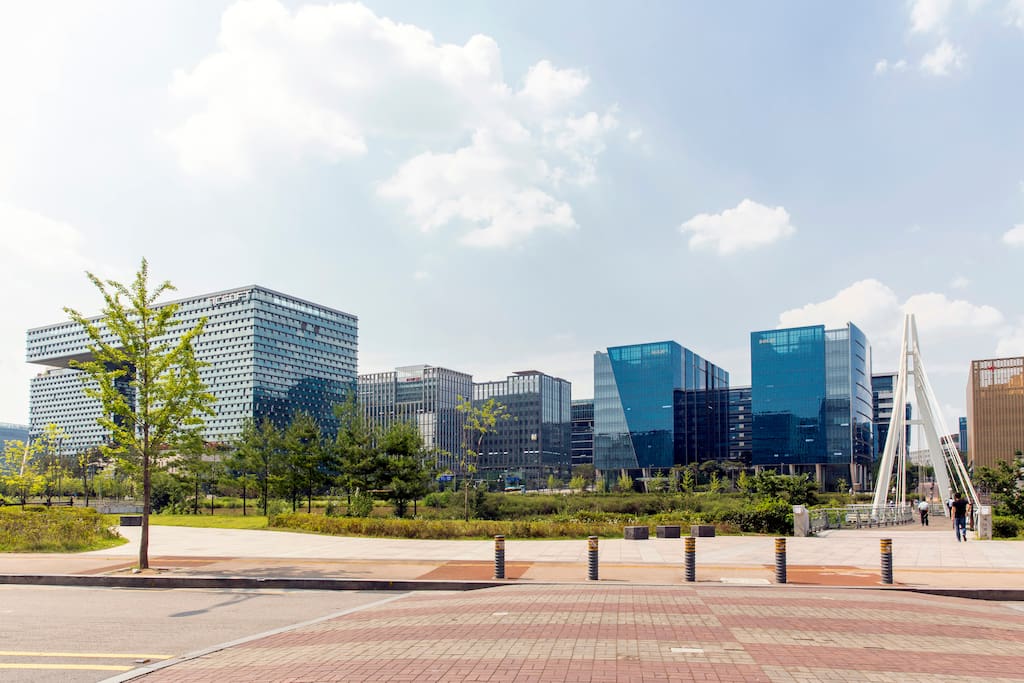 Close to Pangyo