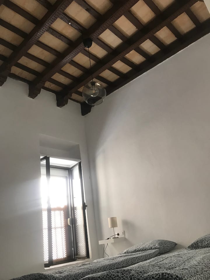 غرفة النوم 2