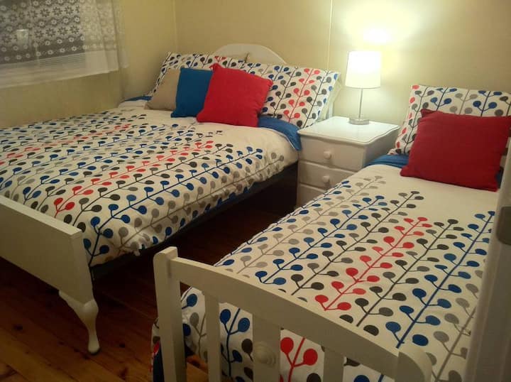 Втора спална соба, двоен и единечен кревет