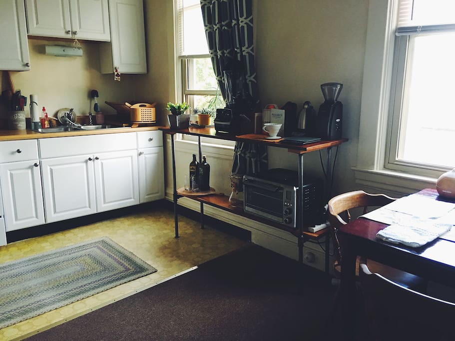 Kitchen, part 2!