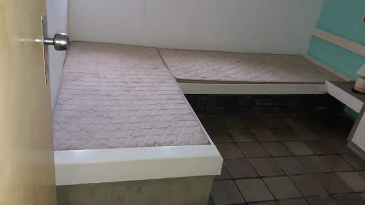 საძინებელი 4