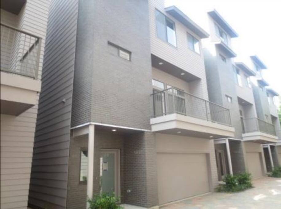 Front of Townhome