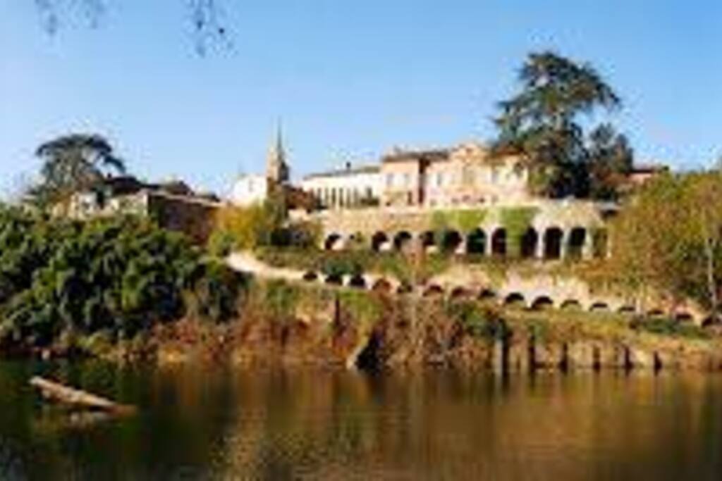 Bastide Portuaire du XIIIème siècle