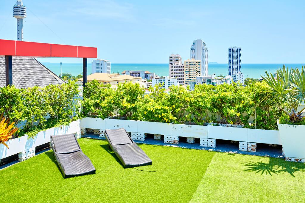 Roof terrace