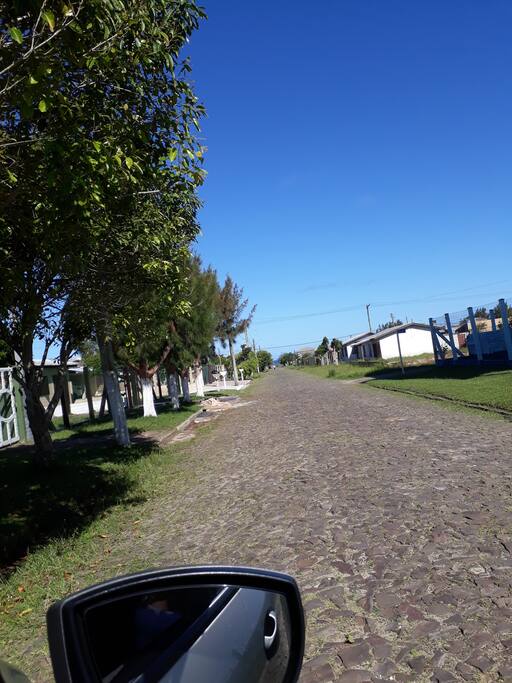 Rua com saida para o mar