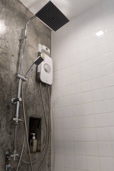 Santi Room - Rain Shower