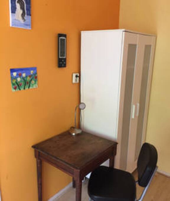 Room 2/2