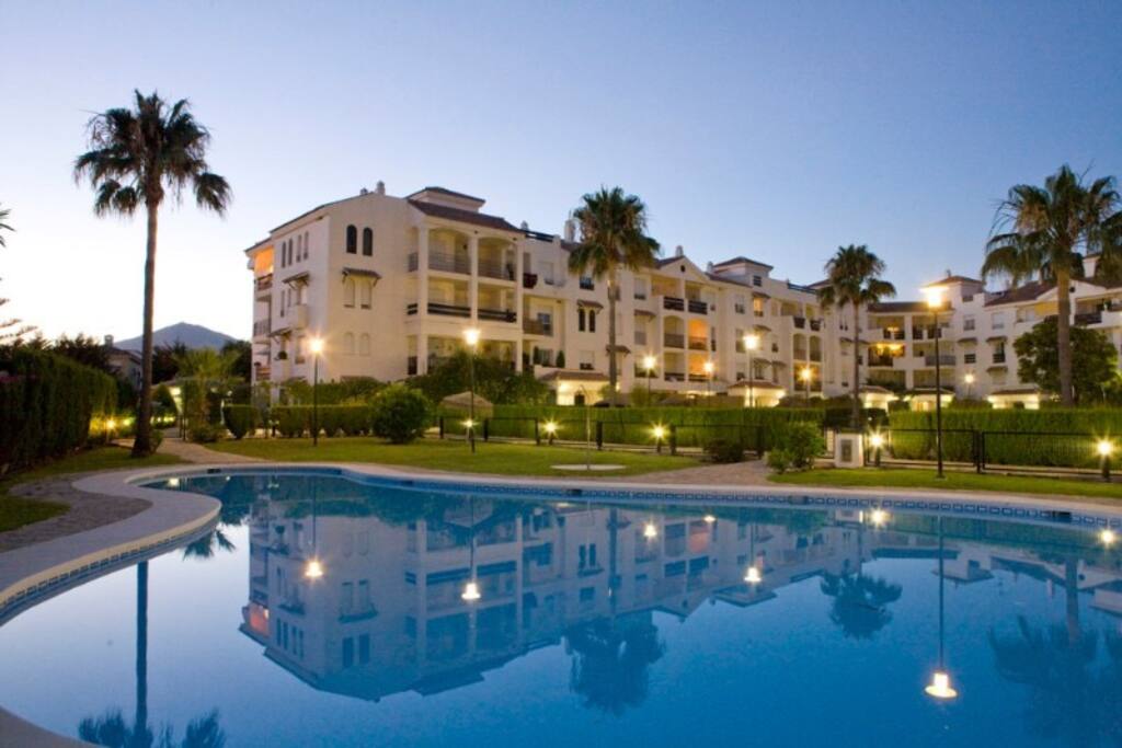 large childrens pool
