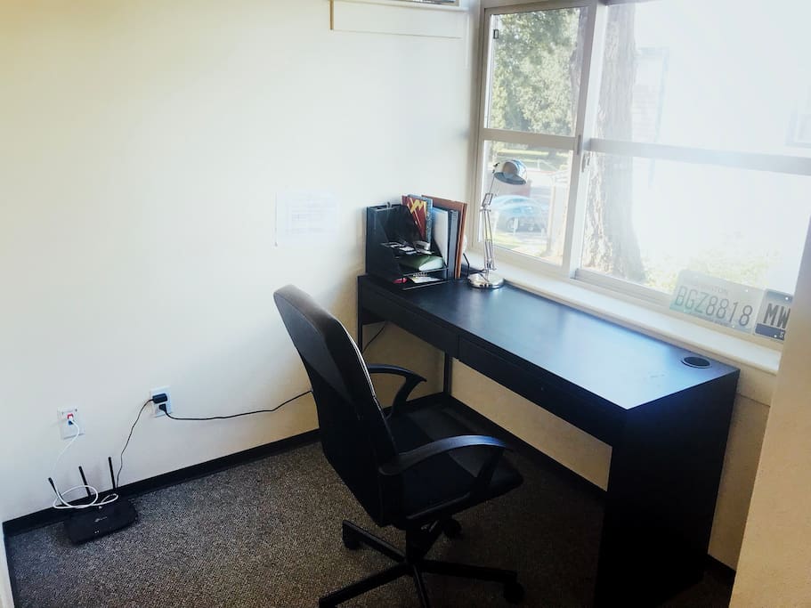 You have a big working place with a huge window which has an excellent view. Also the internet is for free and always working. You also have a big storage room in your private room.
