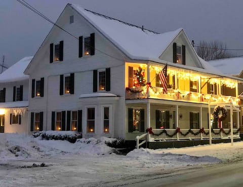 Killington area Inn all to yourself! 9bd/10 bath