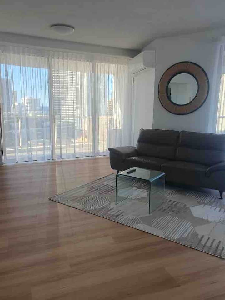 Sub Penthouse On Broadbeach - Broadbeach