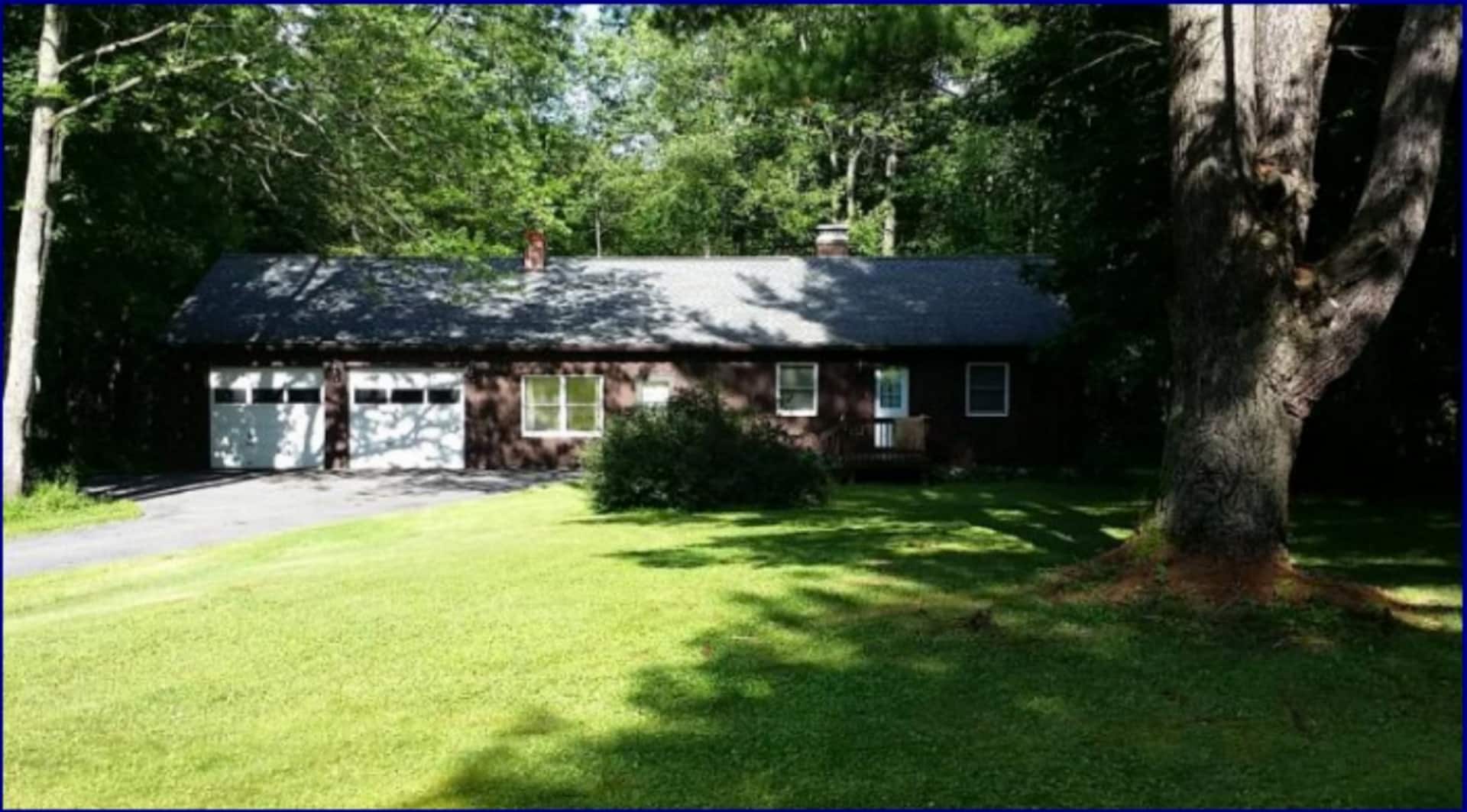 Private Wooded Retreat close to Cornell