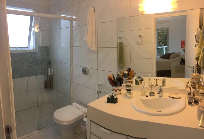 Suite Com Sacada No Centro De Joinville Apartamentos Para Alugar Em Joinville Santa Catarina Brasil