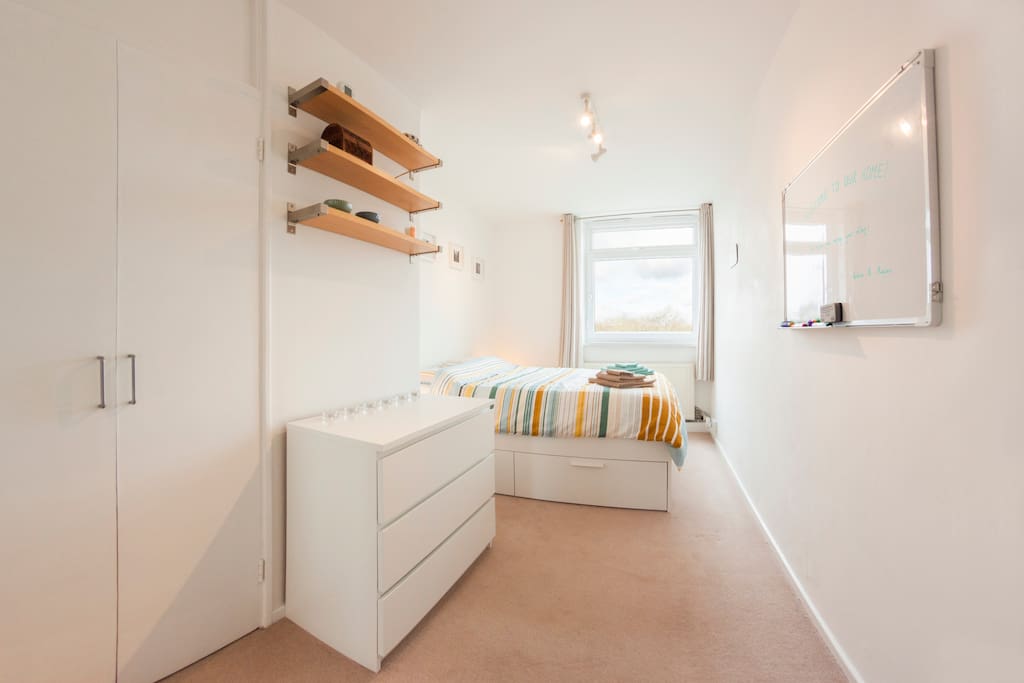Guest bedroom