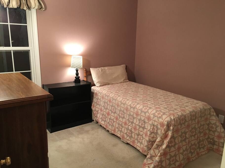 Single bed (2)